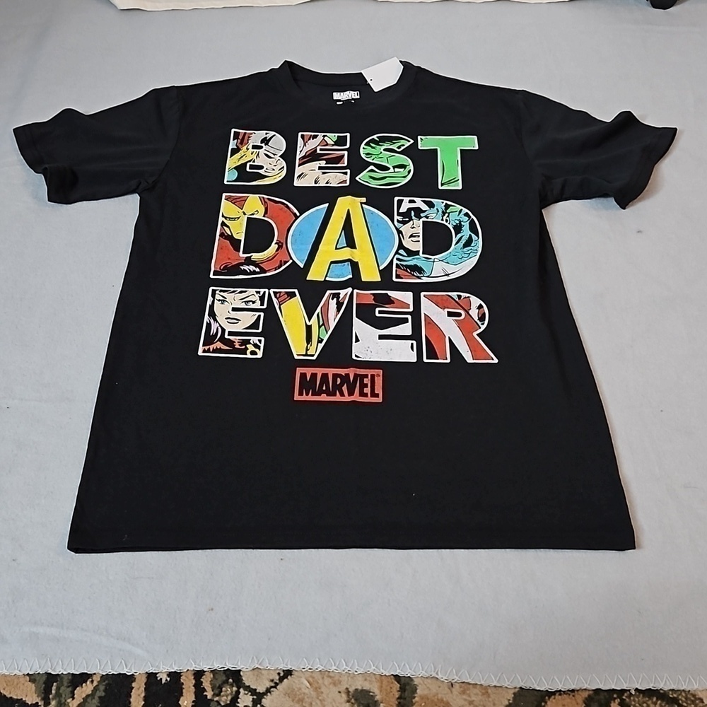 Marvel Best Dad Ever T-shirt sz S Black graphic NWT
